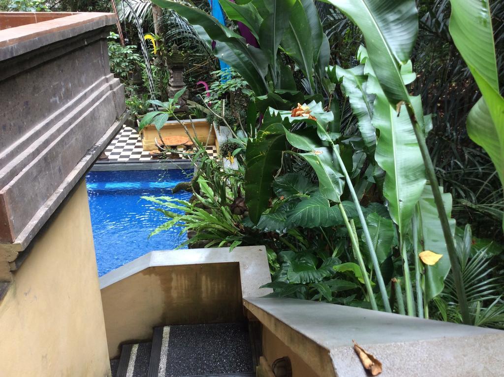 Bembengan Ubud Cottage Exterior foto